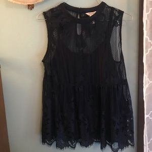 Blue Arizona tank with lace covering